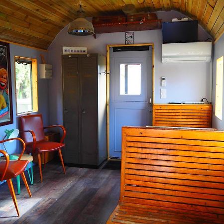 La Gare De Millas Екстериор снимка